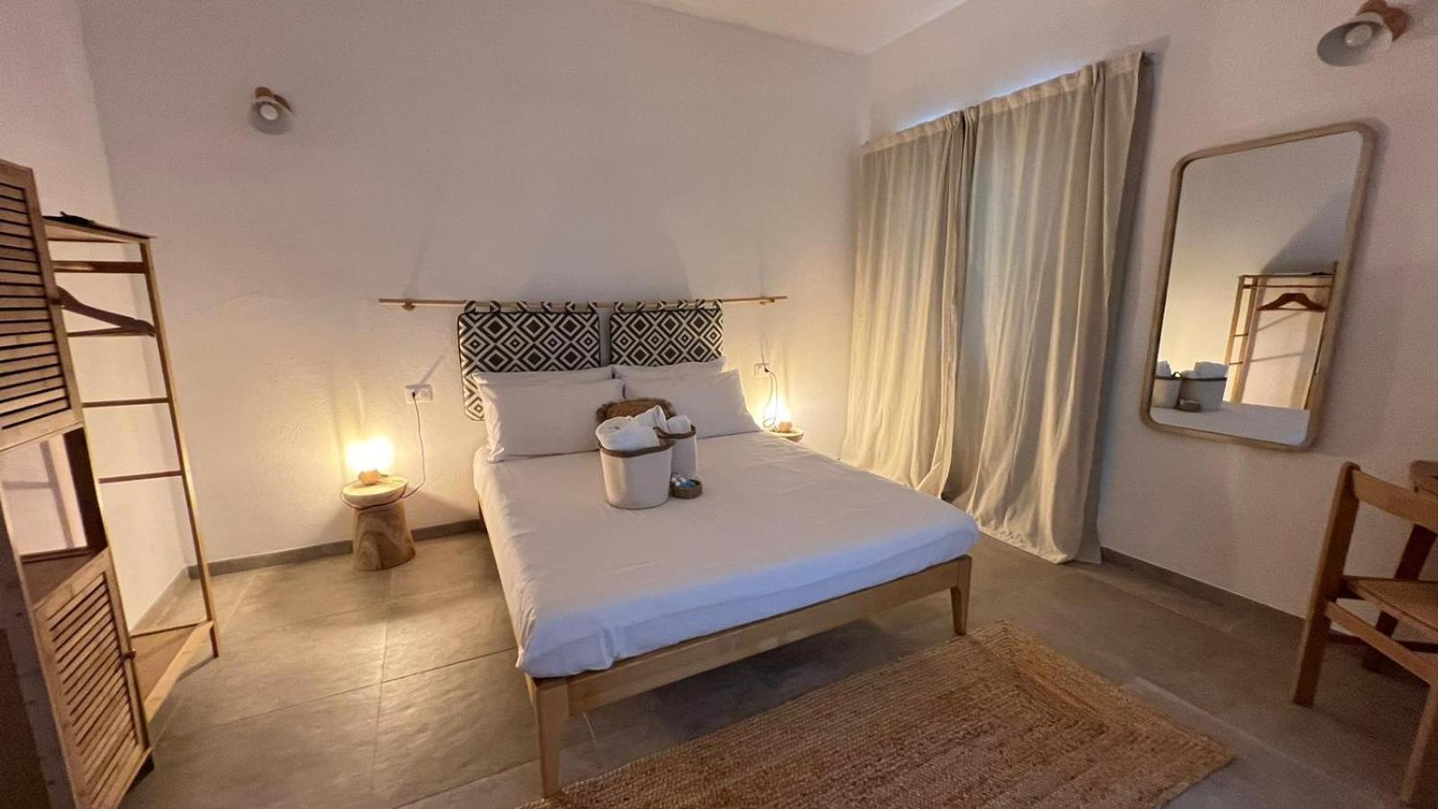 Il Mandorlo Bed and Breakfast Santa Teresa Gallura Buitenkant foto