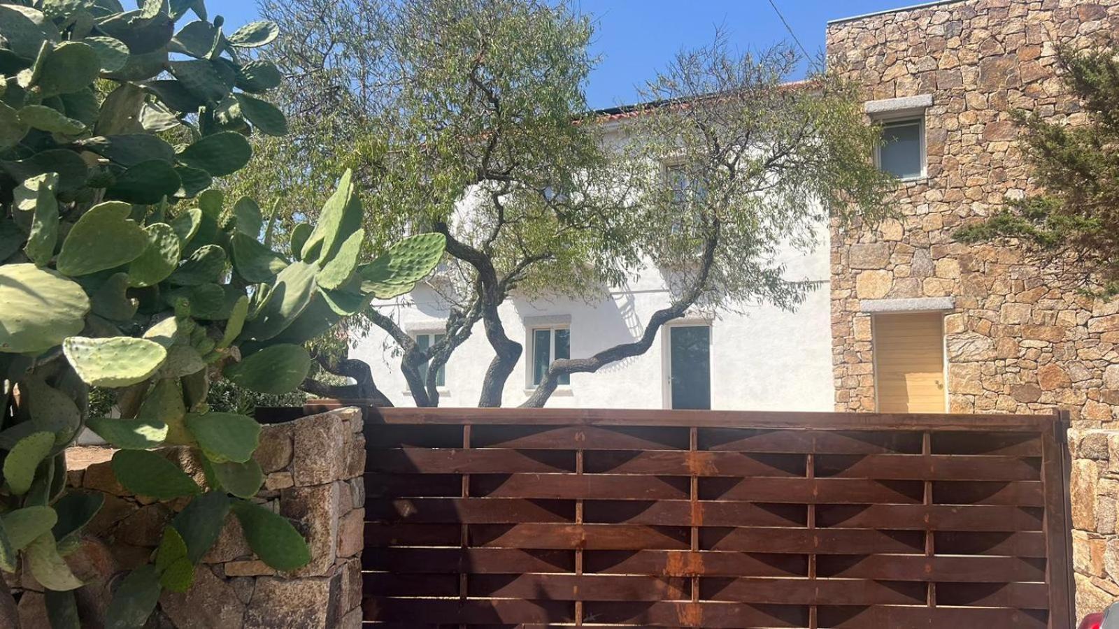Il Mandorlo Bed and Breakfast Santa Teresa Gallura Buitenkant foto
